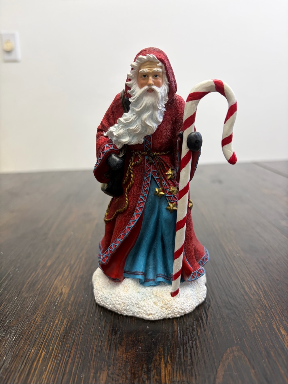 Pipka Memories of Christmas Candy Cane  Santa Figurine Limited Edition 11360